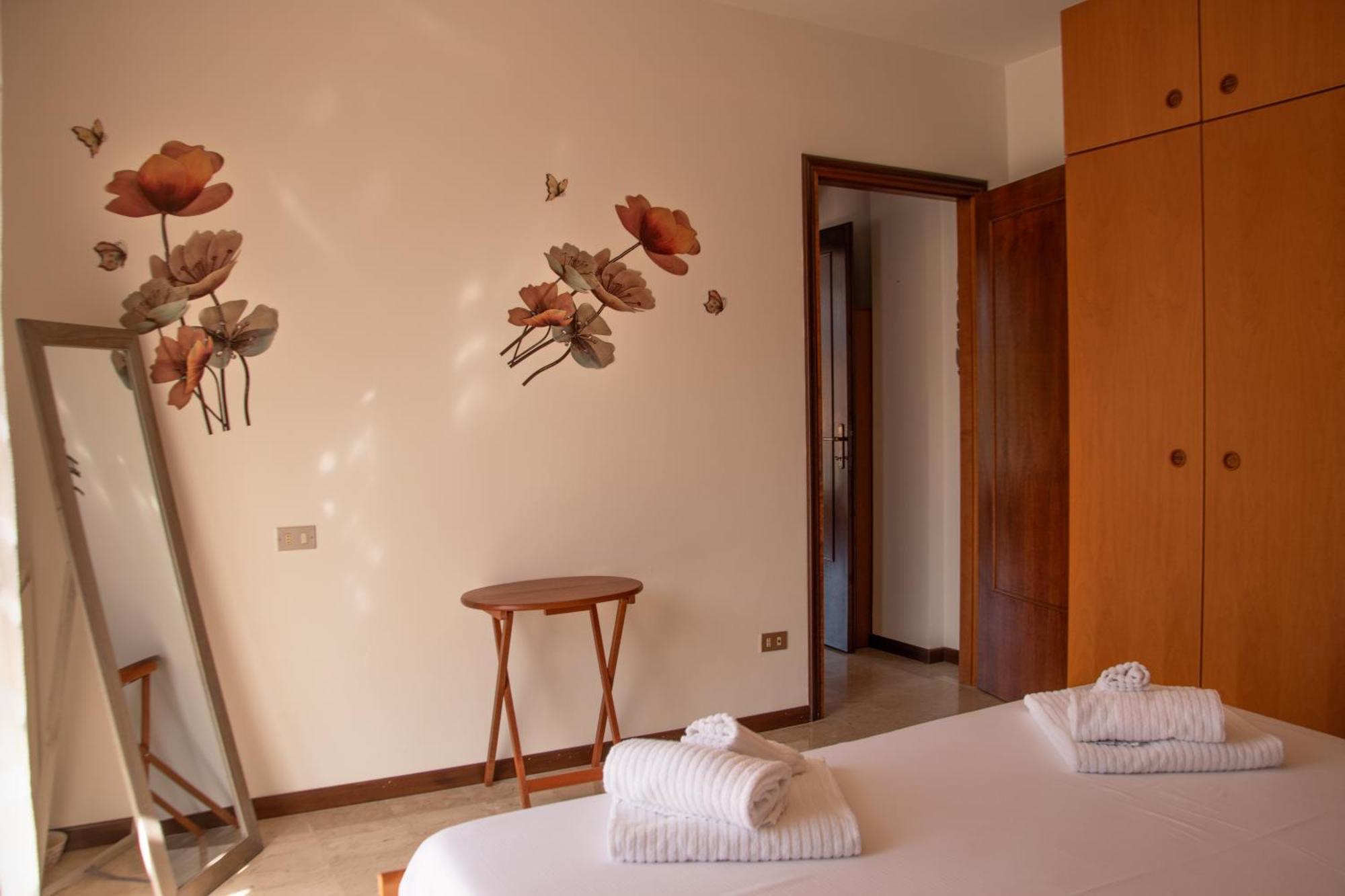 Marnhouse Stresa Lake View ภายนอก รูปภาพ