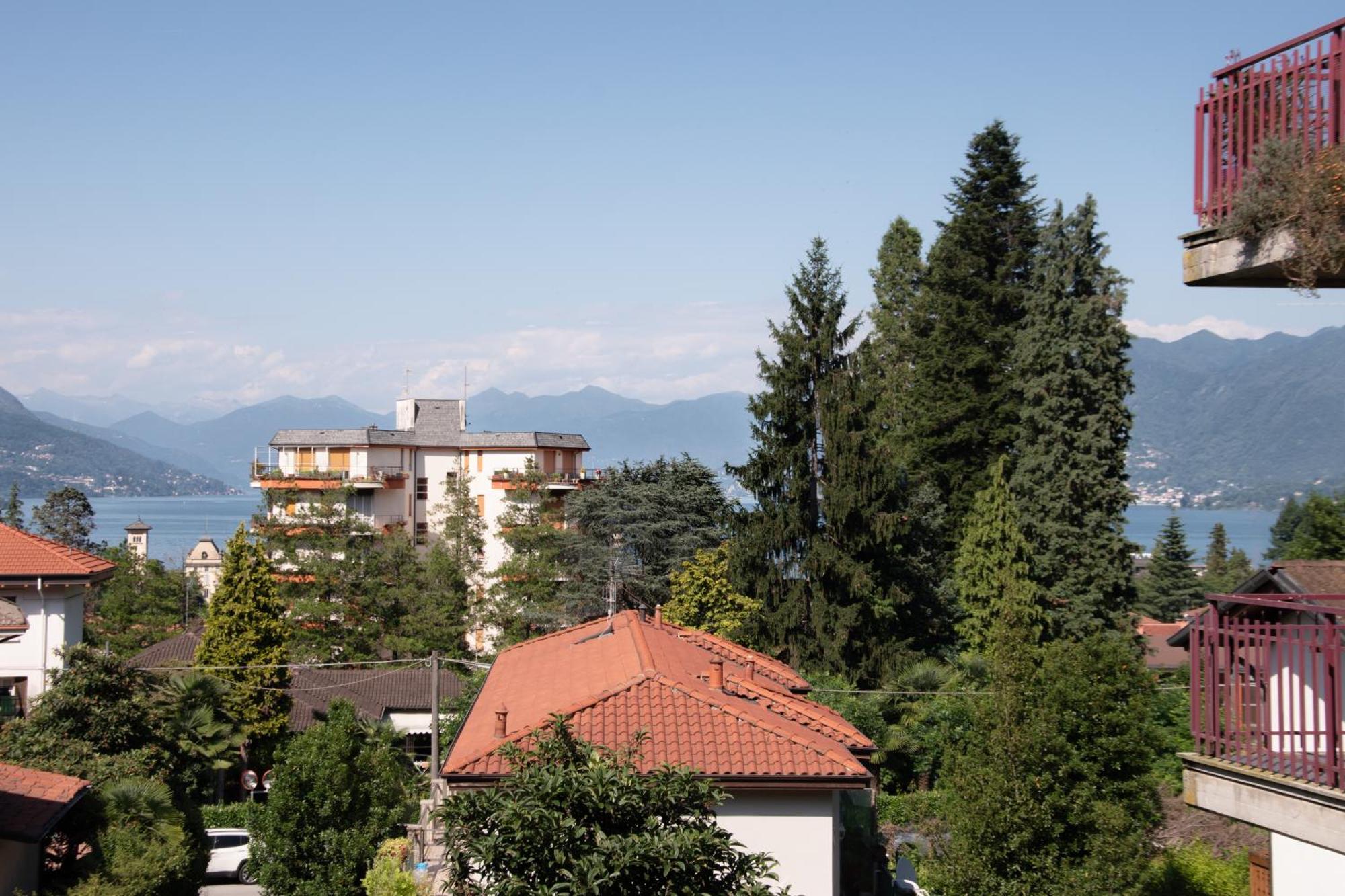 Marnhouse Stresa Lake View ภายนอก รูปภาพ